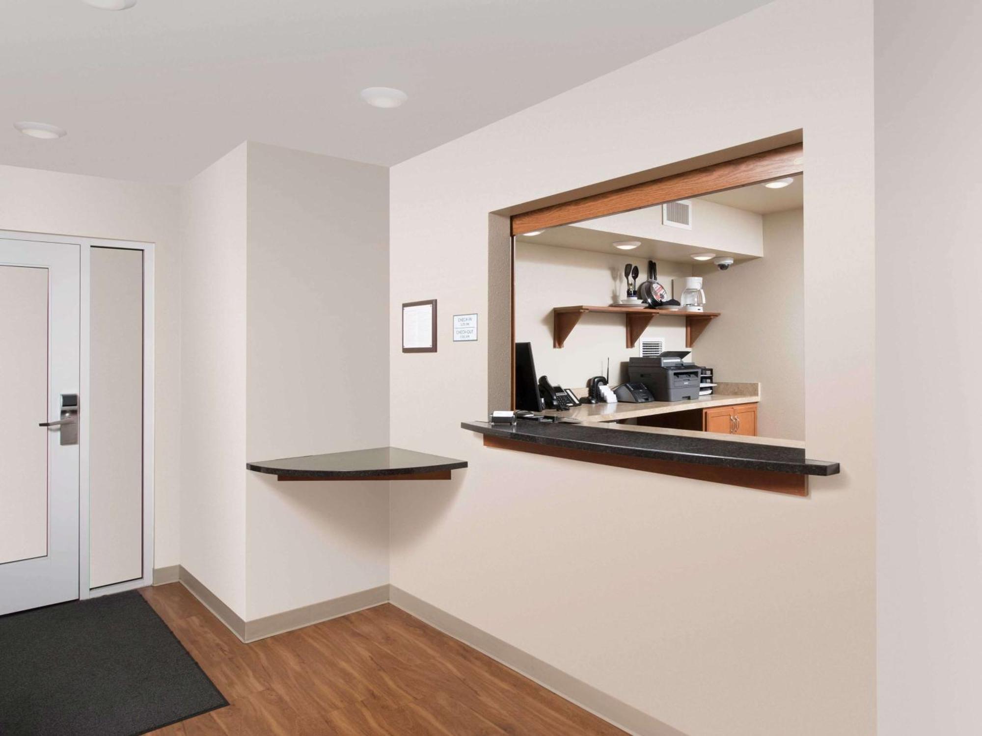 Extended Stay America Select Suites - Fort Myers Dış mekan fotoğraf