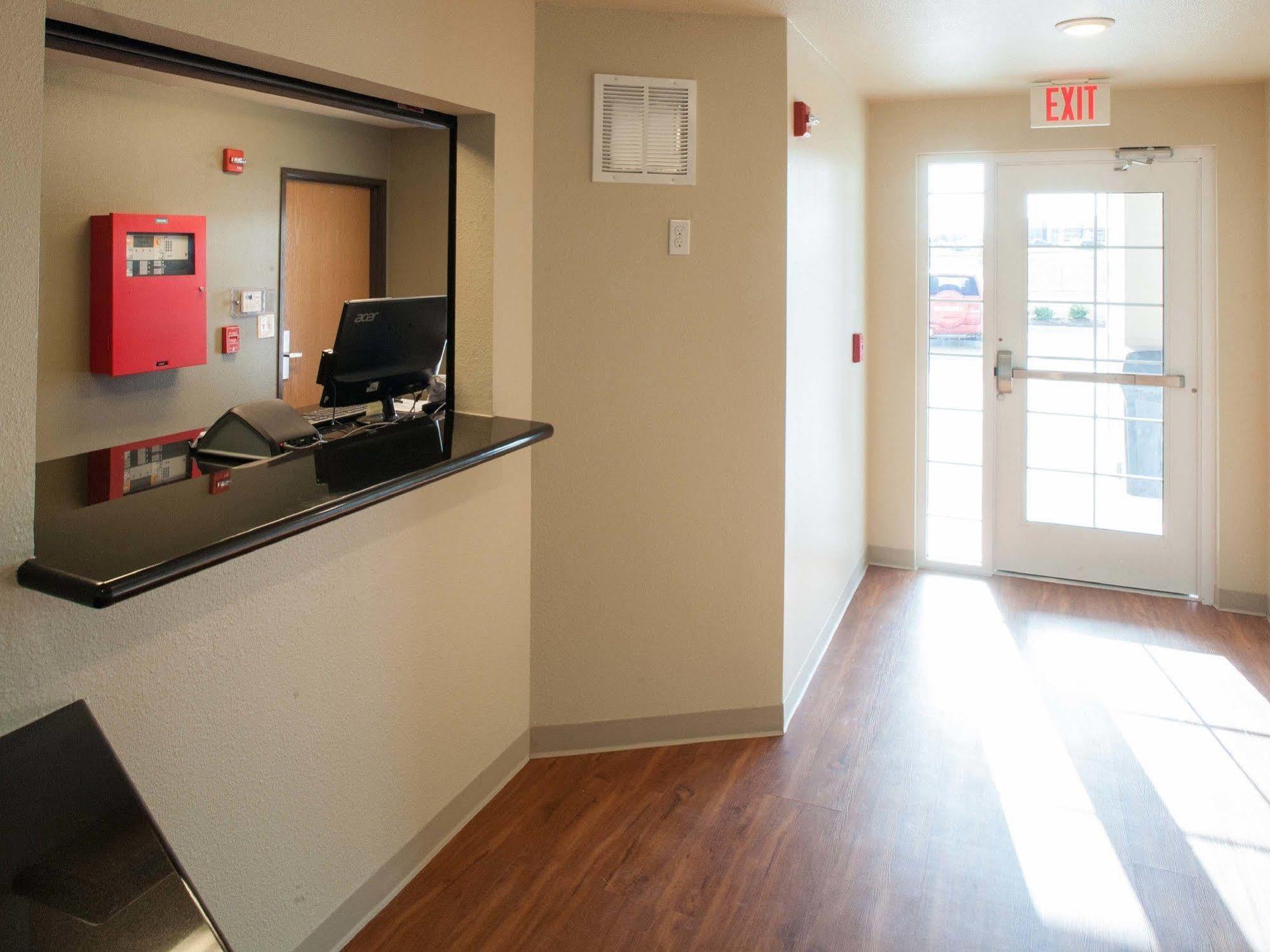 Extended Stay America Select Suites - Fort Myers Dış mekan fotoğraf