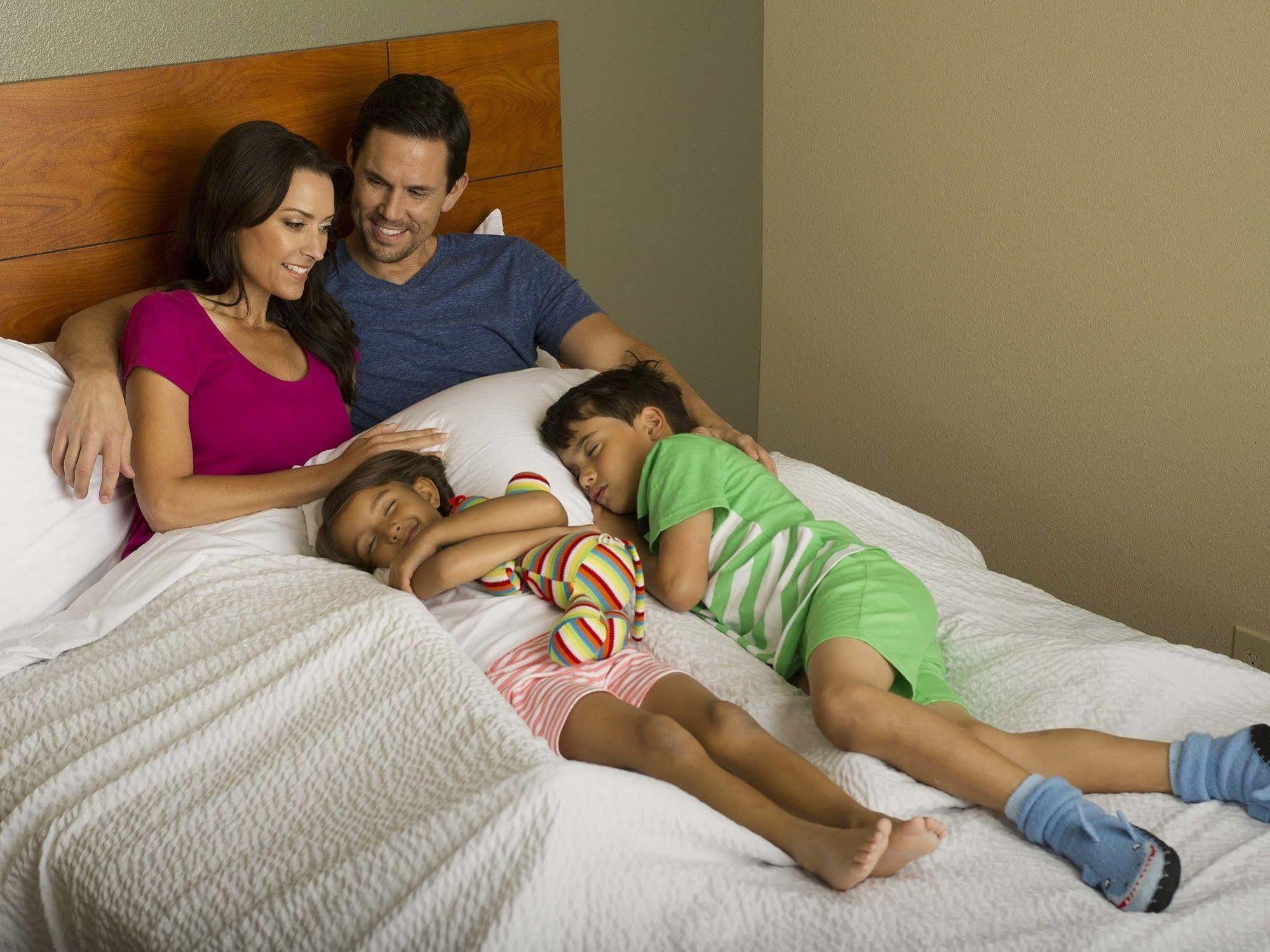 Extended Stay America Select Suites - Fort Myers Dış mekan fotoğraf
